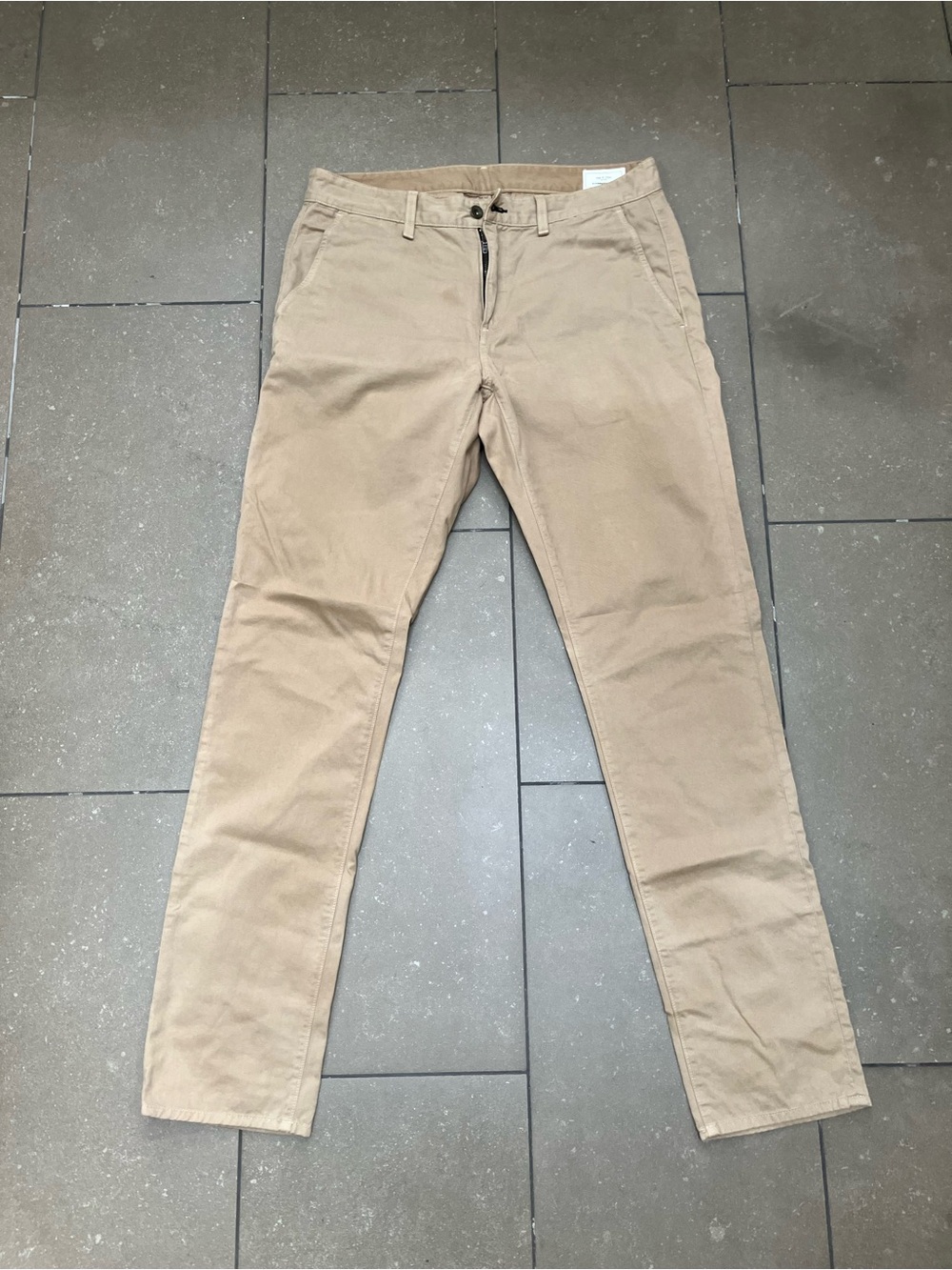 rag & bone Men's Slim Chinos in Beige